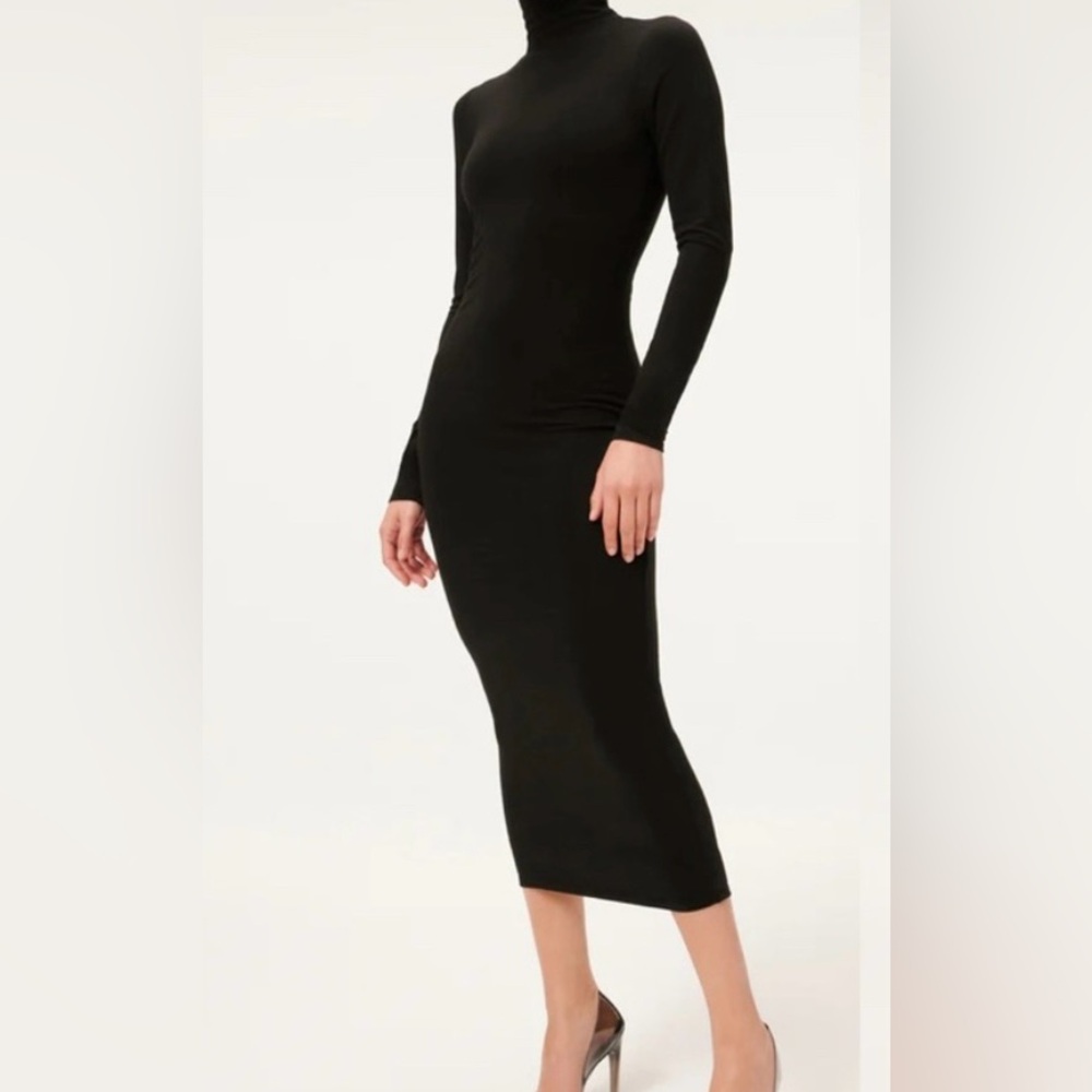 Good American long sleeve body con dress